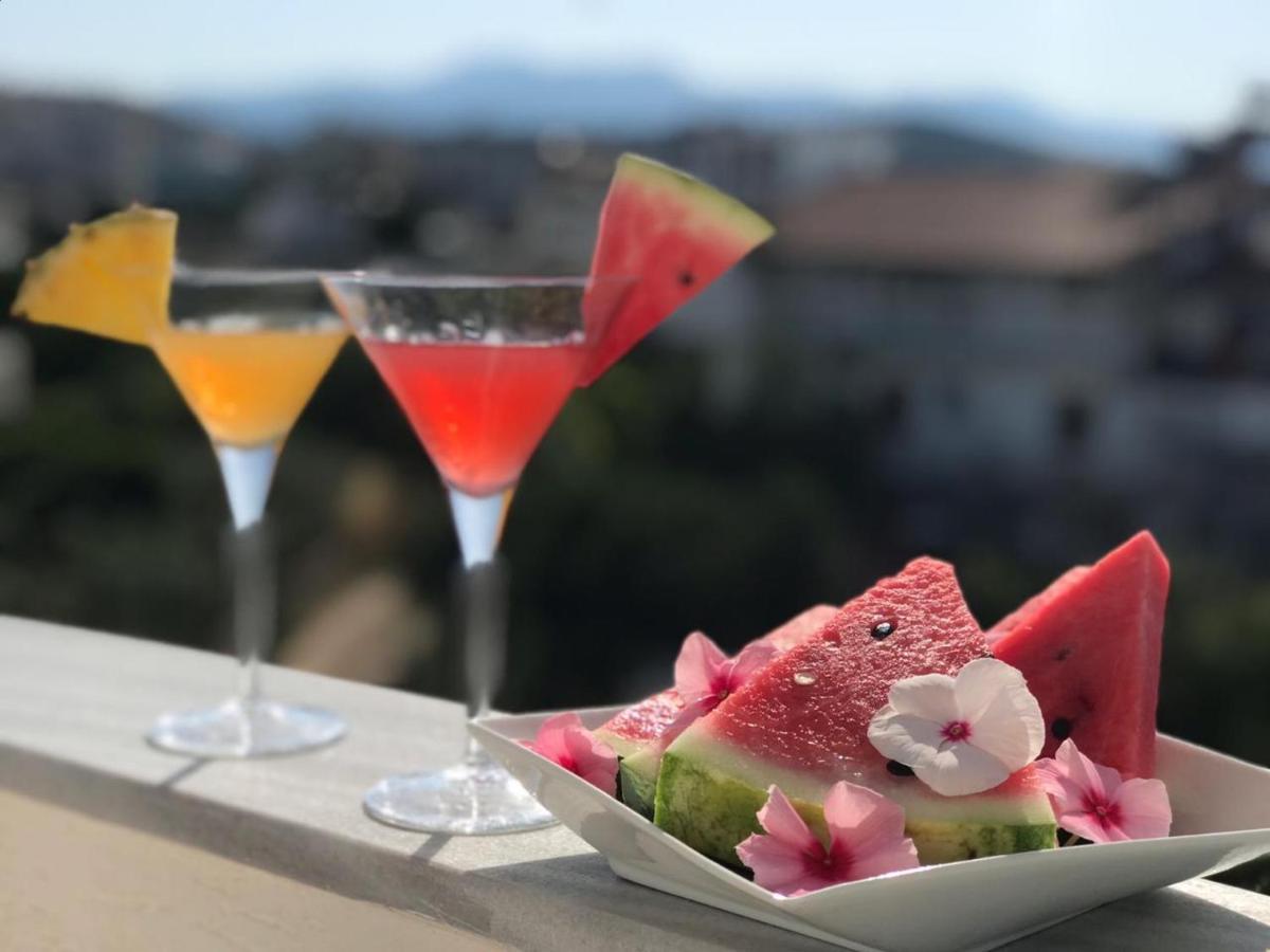 Family Hotel Haruni Ксамил Екстериор снимка